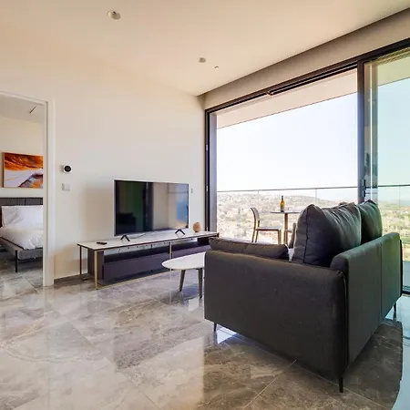 Apartment Mercury Tower By Buena Vista *