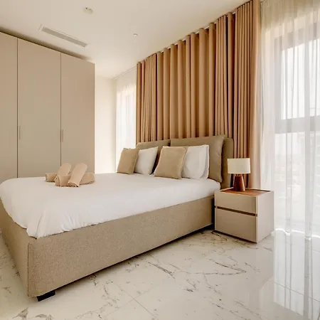 Mercury Tower By Buena Vista Apartment