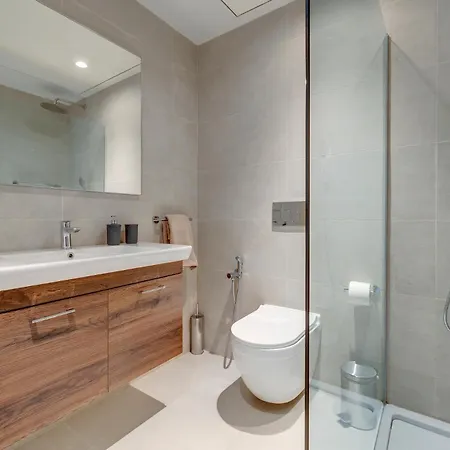 Mercury Tower By Buena Vista Appartamento