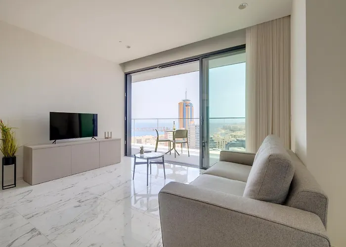 Mercury Tower By Buena Vista * San Ġiljan